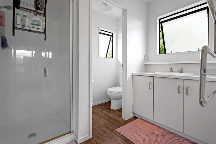 57 George Crescent Buckland_19