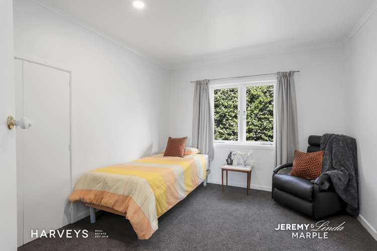 61a West Lynn Road Titirangi_11