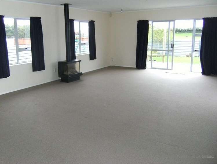 11 Moore Avenue Tawhero_6