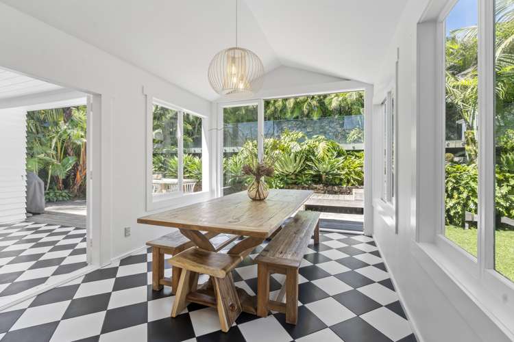 6 Macky Avenue Devonport_10