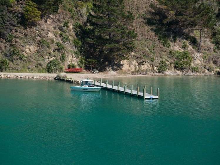 Oyster Bay Queen Charlotte Sound_1