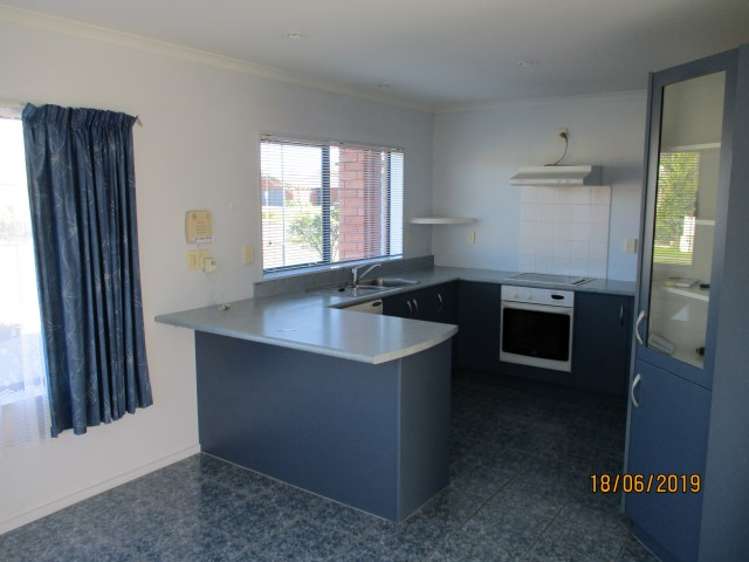 25 Nottingham Drive 1074_4