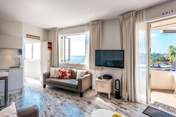 6/118 Ocean View Road Oneroa_9