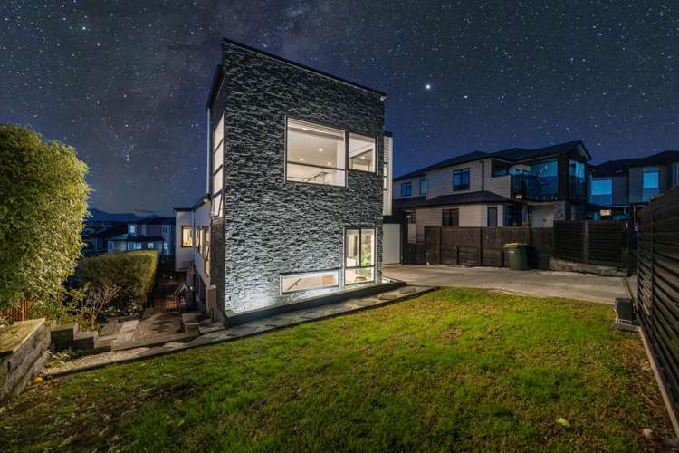 23 Gospel Heights Flat Bush_9