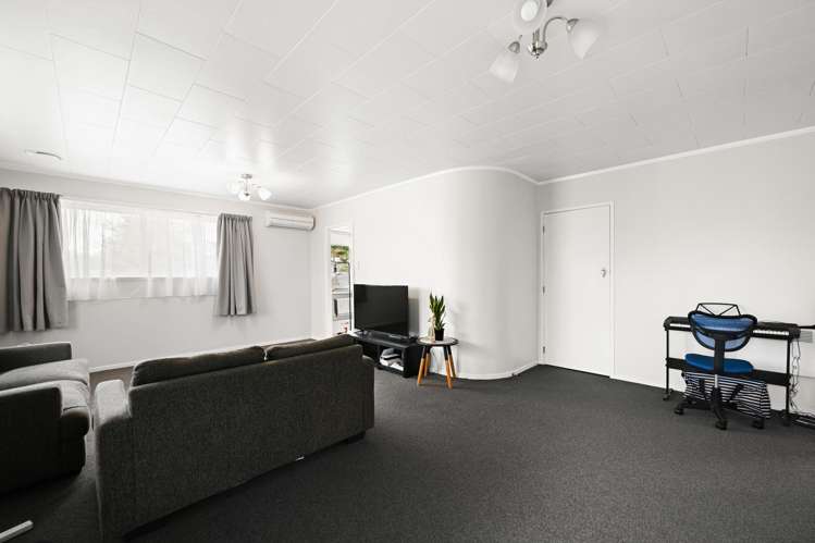 13B Lorraine Place Glenview_6