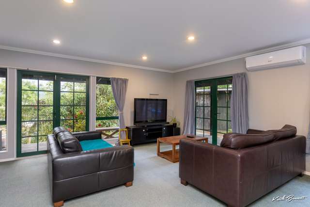 12 Hillside Drive Maoribank_1