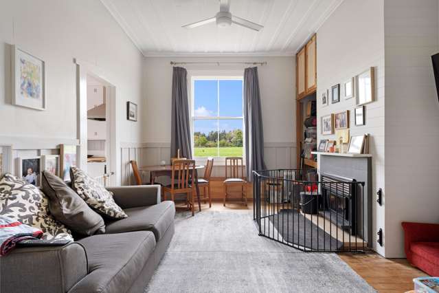 Cramped at Home? 4ha of Freedom Awaits!