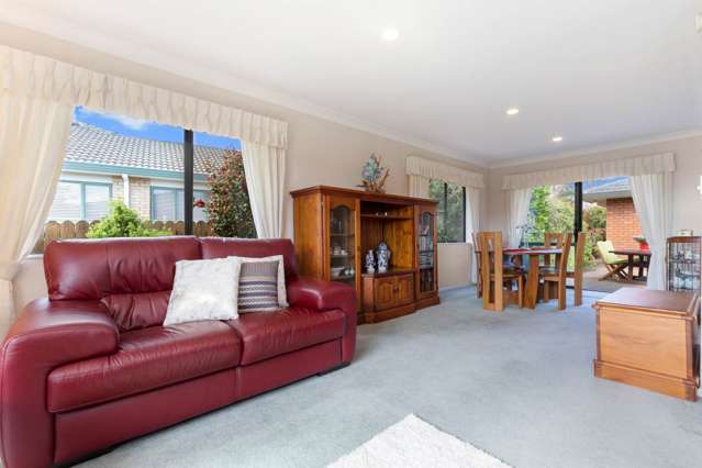 7 Flora Place Wattle Downs_3