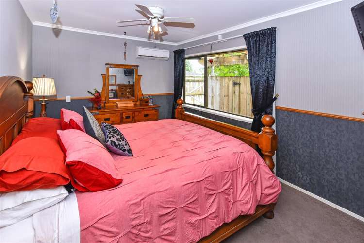 14 Ultima Place Clover Park_8