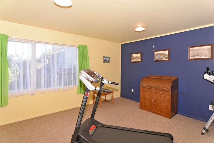 27 Hillplough Heights Richmond_18