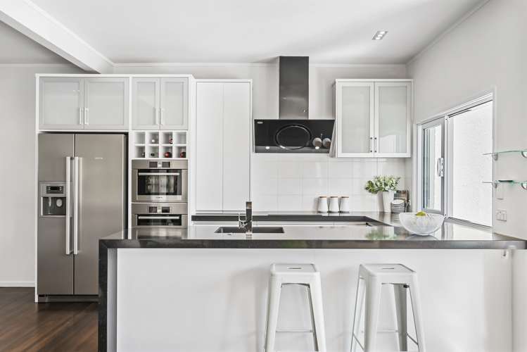 6/10 Brett Avenue Takapuna_6