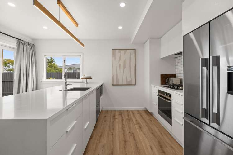 915 Lawrence Street Akina_3