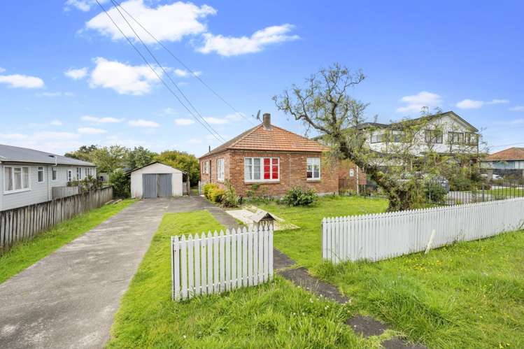 197 Stoddard Road Mount Roskill_19