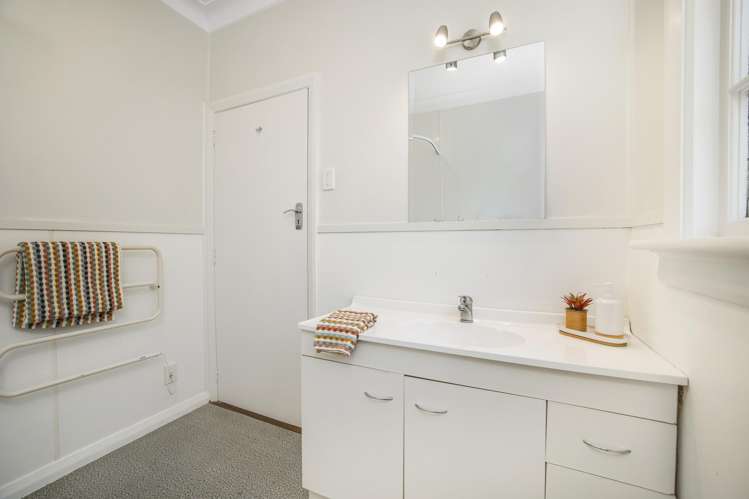 33 Glendining Avenue North East Valley_14