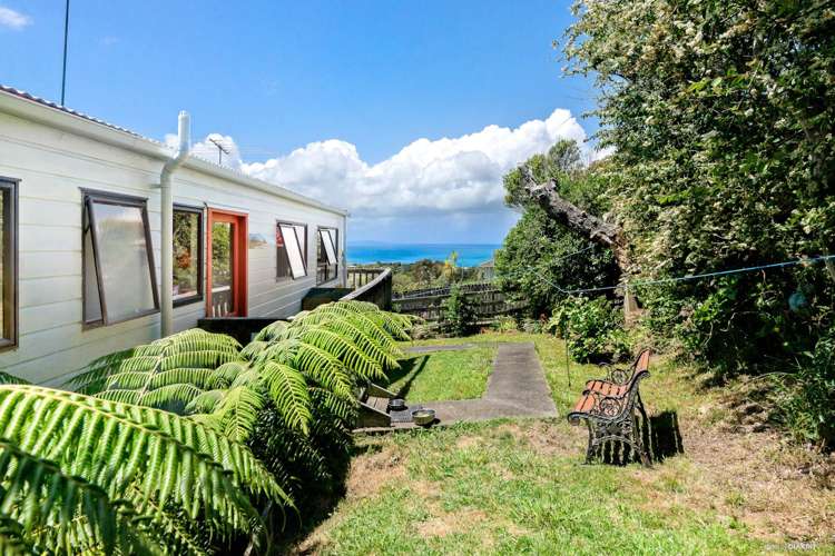 1 Doyly Drive Stanmore Bay_2