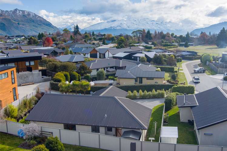 12b Alpha Close Wanaka_19