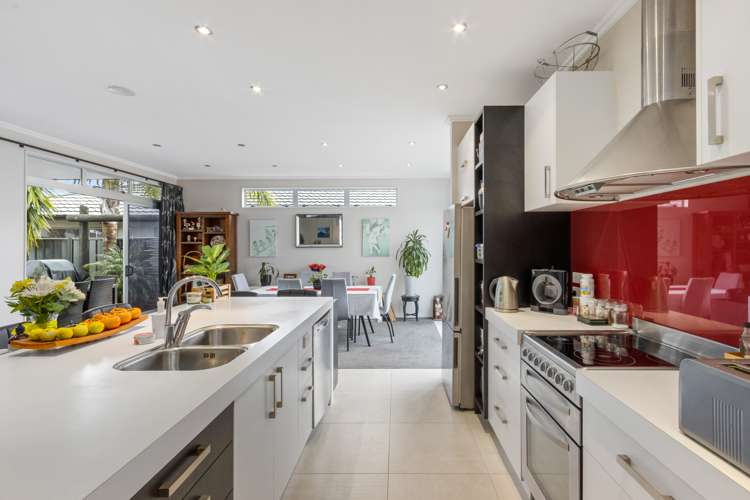 11 Tasman Drive Poraiti_6