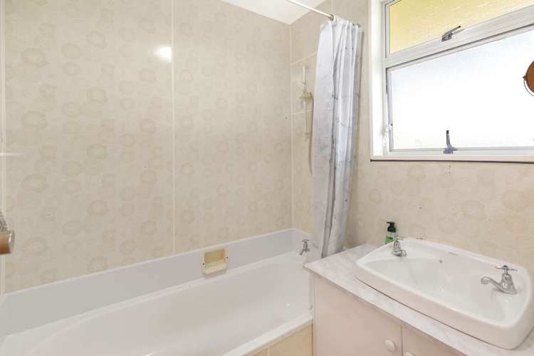 32 Cascade Crescent Westbrook_14