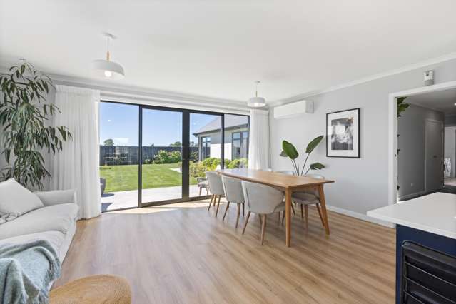 6 Whitehall Drive Springlands_1