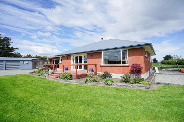 381 Bay Road West Plains_32