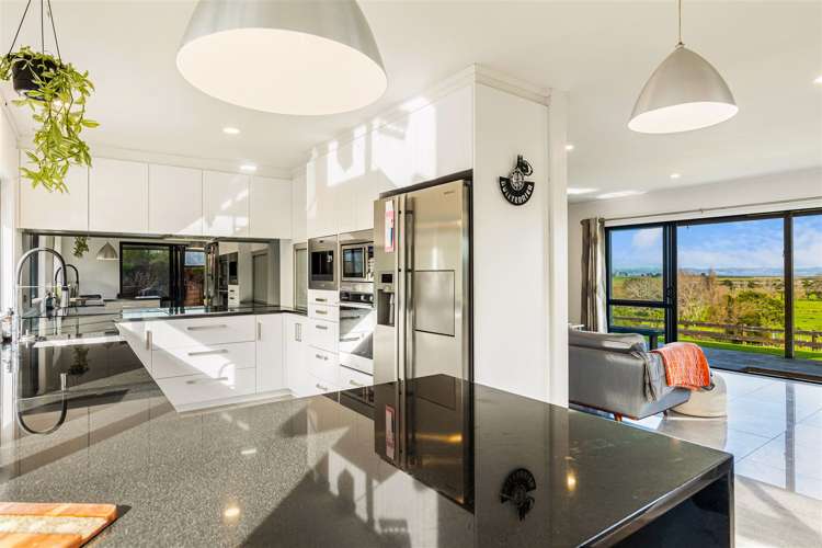 2708 Kaipara Coast Highway Glorit_12