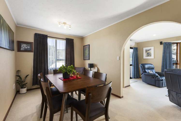 3 Dart Crescent Island Bay_5