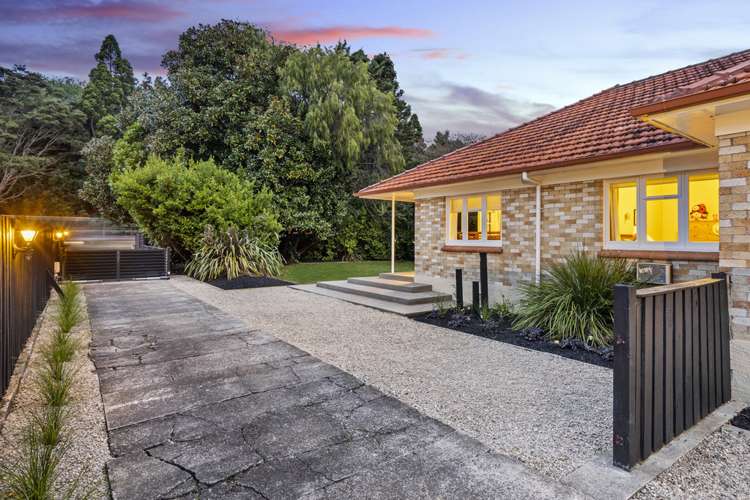 15 Beach Road Pahurehure_17