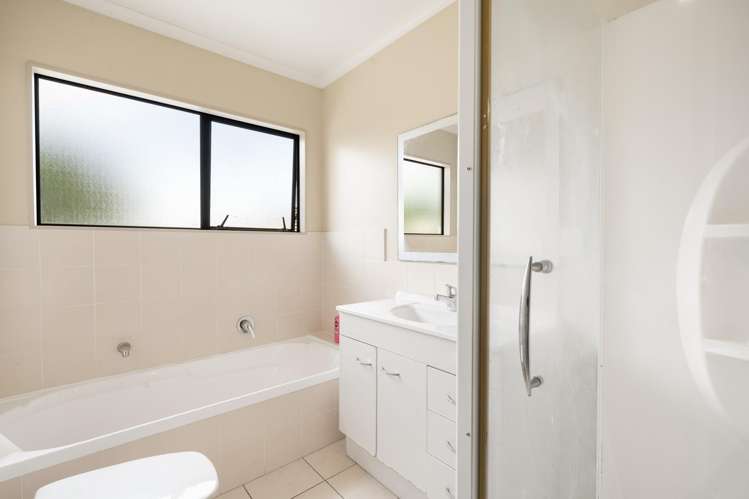 62 Crossandra Drive Mangere_19