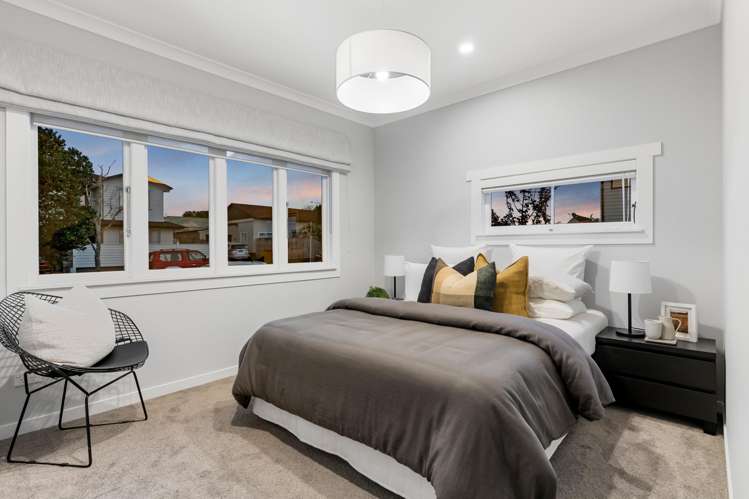 111 Kiwi Road Point Chevalier_11