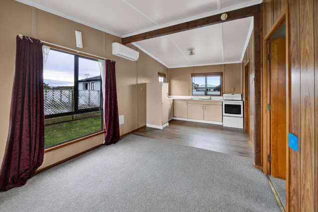 13A Ropata Street Hawera_4