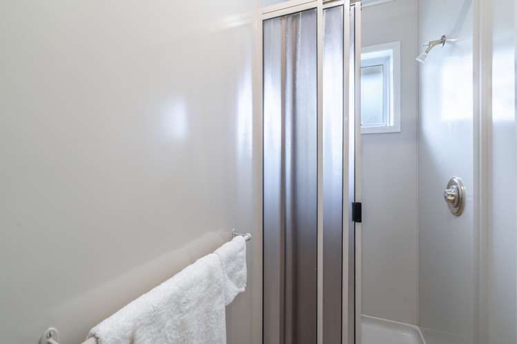 98 Chelmsford Street Windsor_14