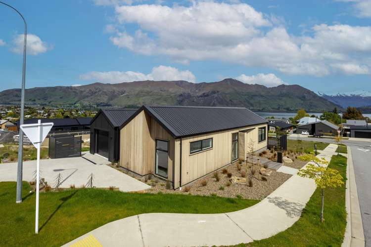 4 Dry Fly Avenue Wanaka_27