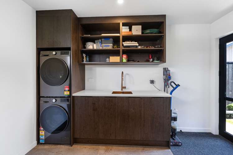 67 Magnum Drive Cromwell_13