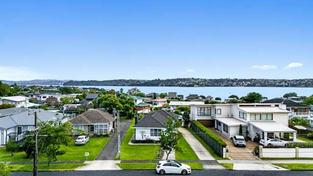 27 Shortt Avenue Mangere Bridge_1