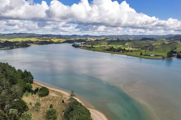 2177 Whananaki North Road Whananaki_36