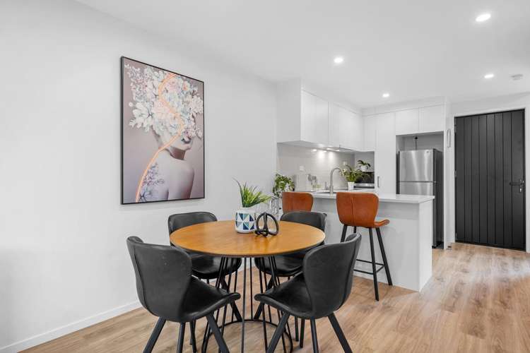 7/8 Chivalry Road Glenfield_1