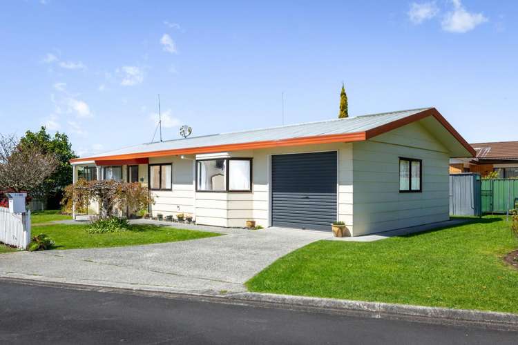 21 Donegal Place Katikati_0