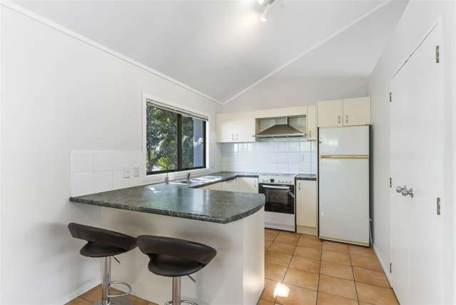 79a Panorama Road Mt Wellington_4
