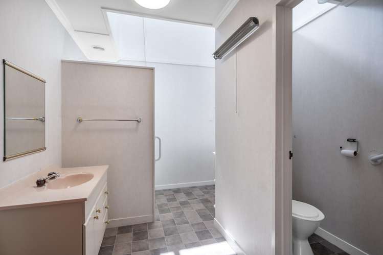 flat 2/134 Ohara Street Appleby_13