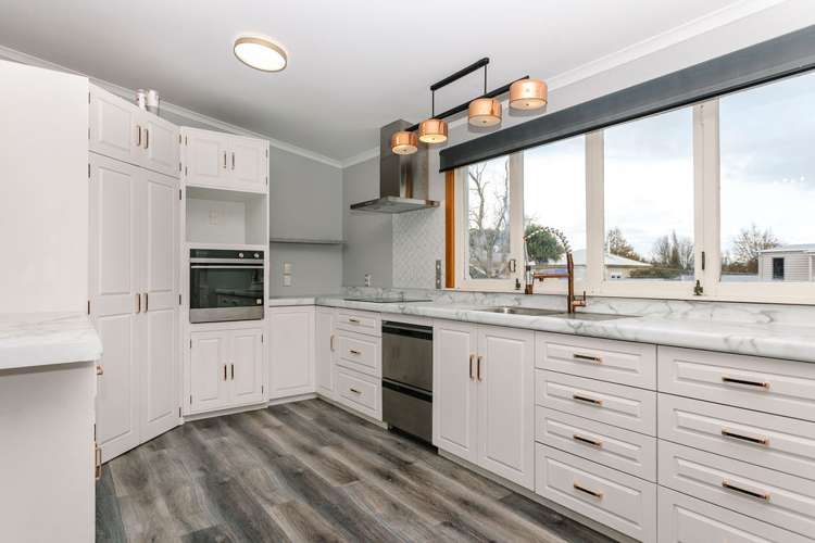 9 Edward Street Dannevirke_2