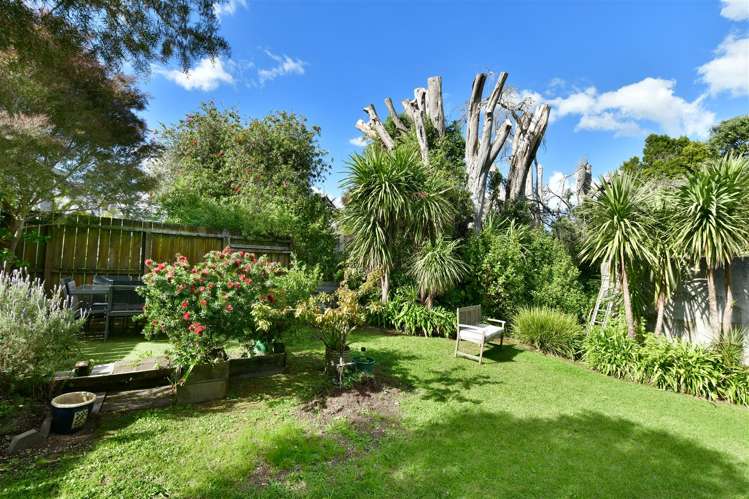 10 John Road Stanmore Bay_16