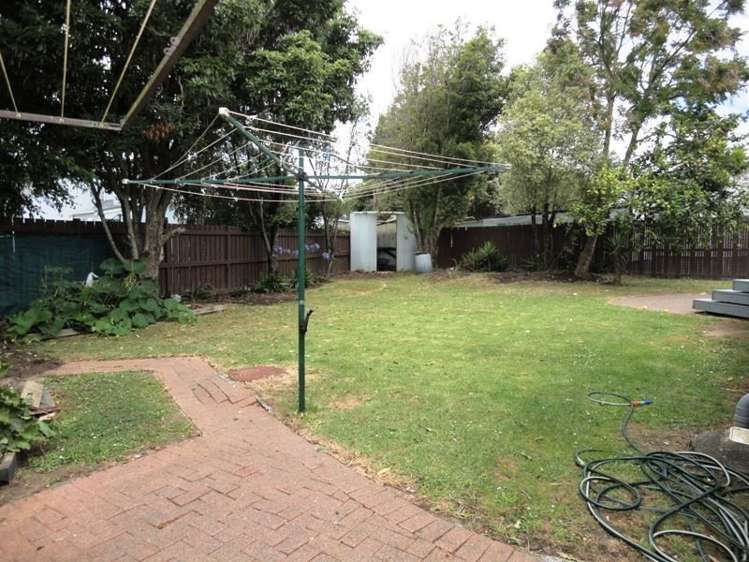 4 Seaward Place Wattle Downs_11