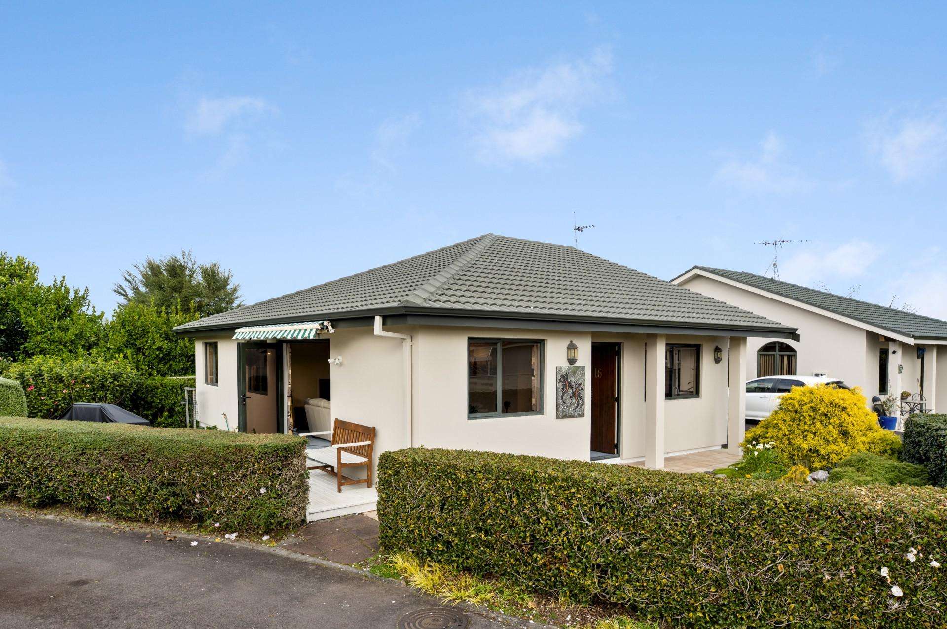 16/8 Cheyne Road Pyes Pa_0