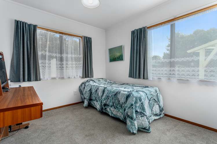 17 The Glebe Coastlands_18