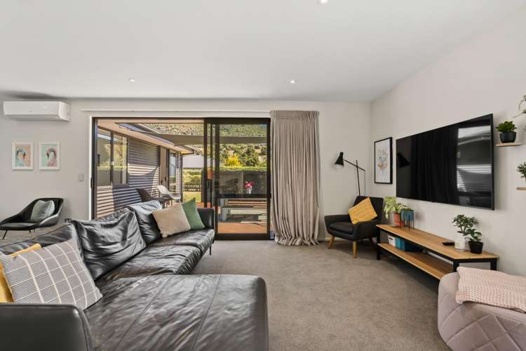 12 Warbler Lane Albert Town_4