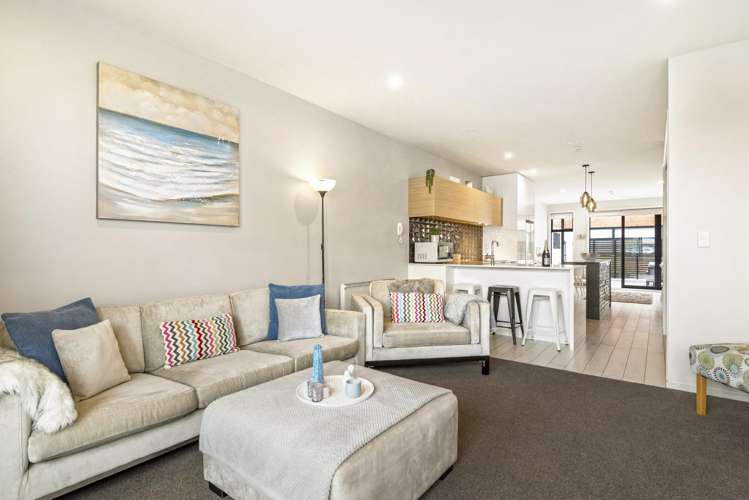 27/4 Stables Lane Millwater_6