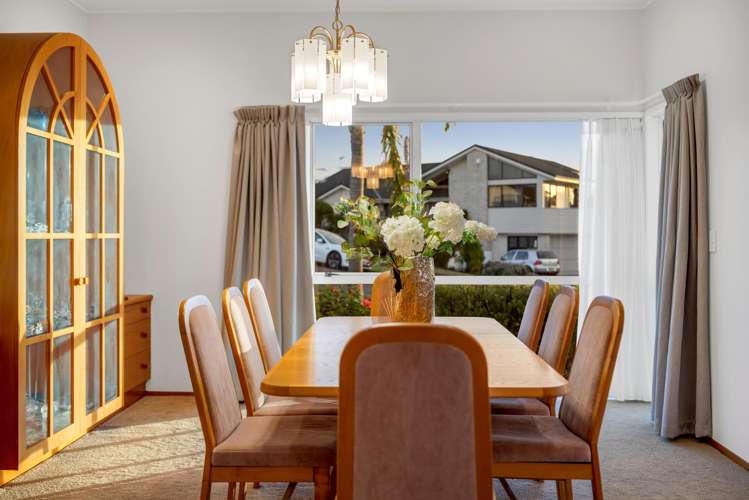 4 Dorrington Place Eastern Beach_9