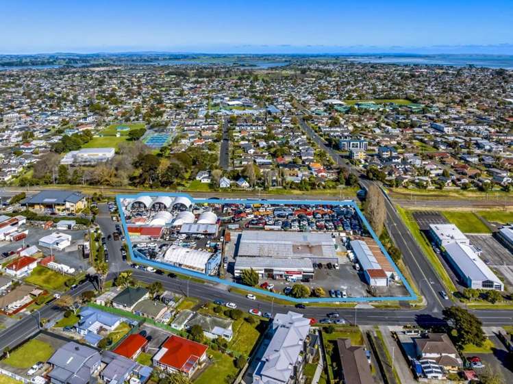 7-15 Beatty Avenue & 2 Jellicoe Road Manurewa_1