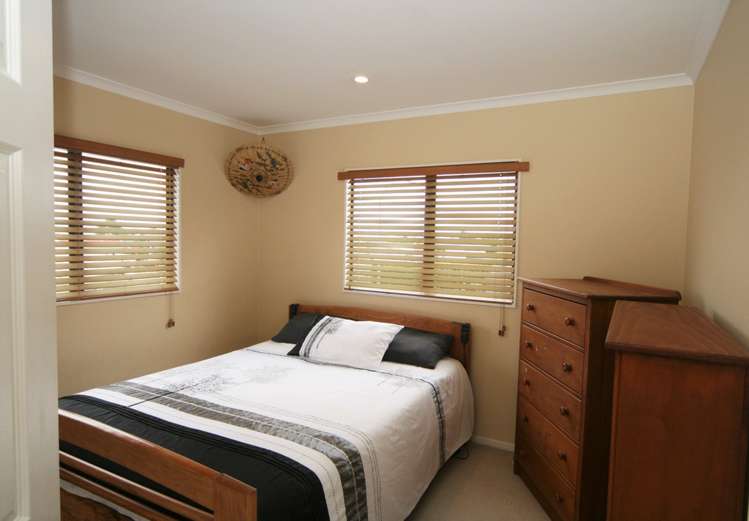 451 Old Te Atatu Road Te Atatu Peninsula_5