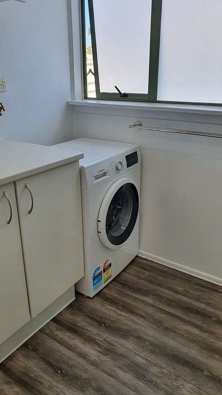 11A Henderson Crescent Parkvale_5